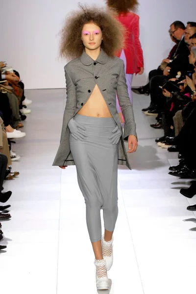 Look 28